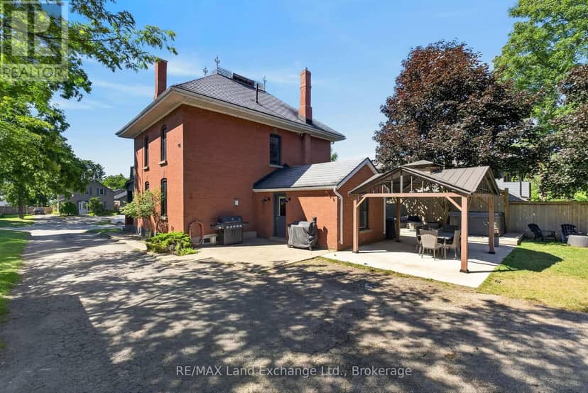 581 Queen Street — photo 37 of 40