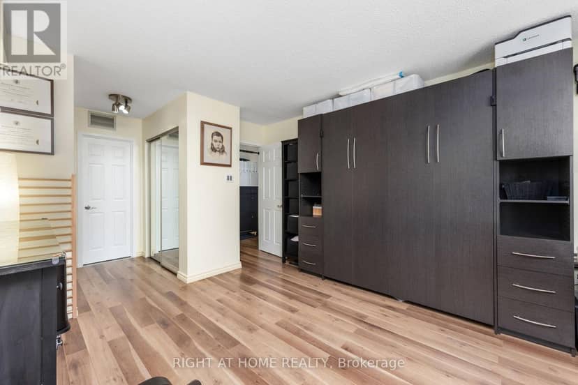 2306 - 77 Harbour Square — photo 12 of 36