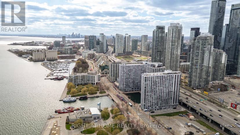 2306 - 77 Harbour Square — photo 33 of 36