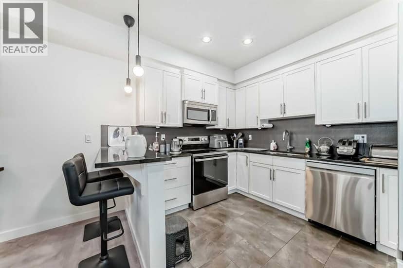 211, 1005A Westmount Drive, Strathmore, photo 5