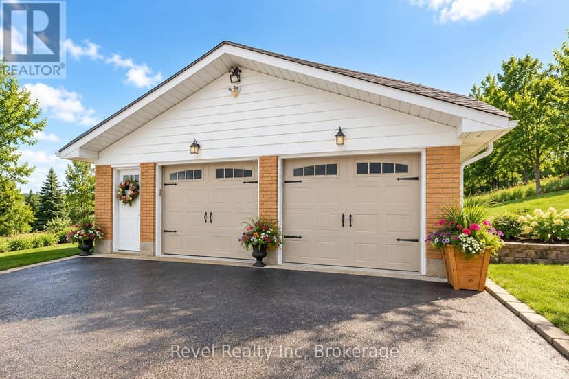2391 Rumney Road — photo 4 of 31