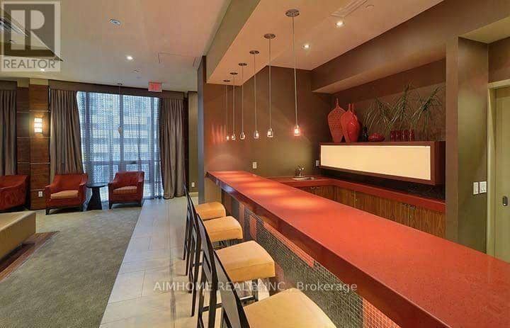 2313 - 761 Bay Street — photo 17 of 20