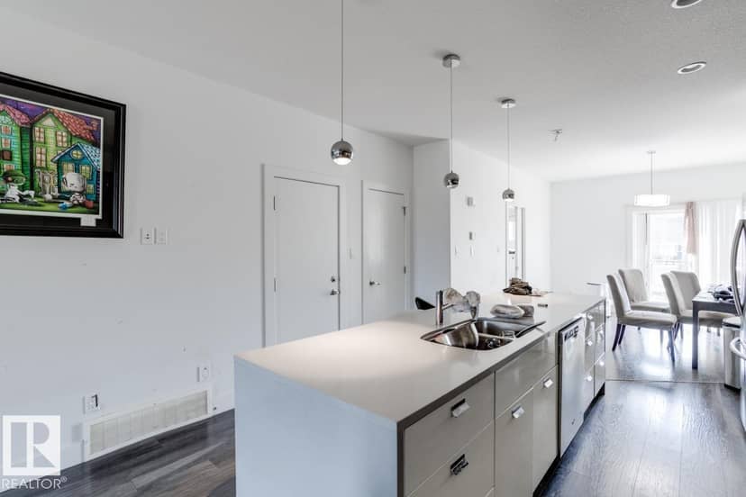 8722 150 ST NW, Edmonton, photo 3