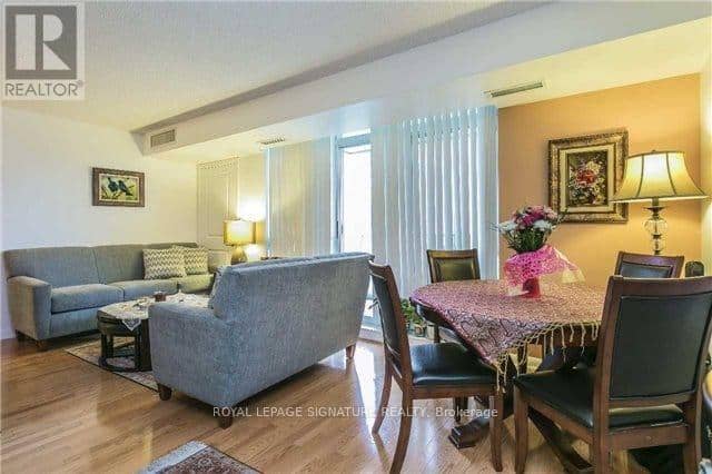 705 - 5793 Yonge Street — photo 19 of 28