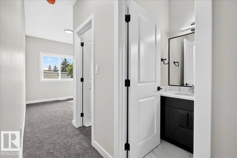 9814 155 ST NW — photo 25 of 40
