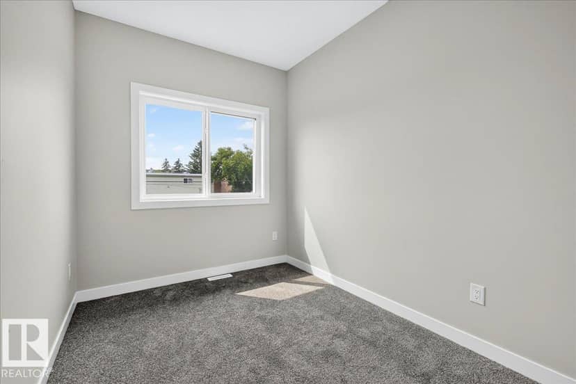 9814 155 ST NW — photo 24 of 40