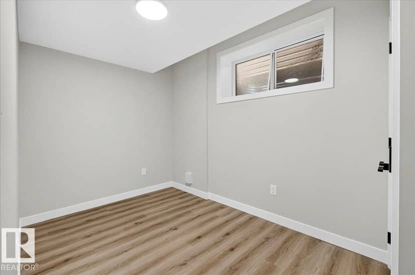 9814 155 ST NW — photo 40 of 40