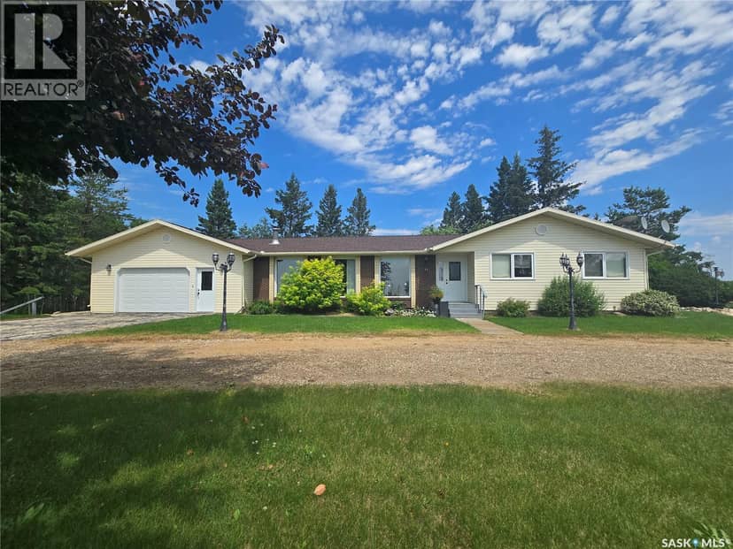 Smandych Acreage — photo 2 of 40