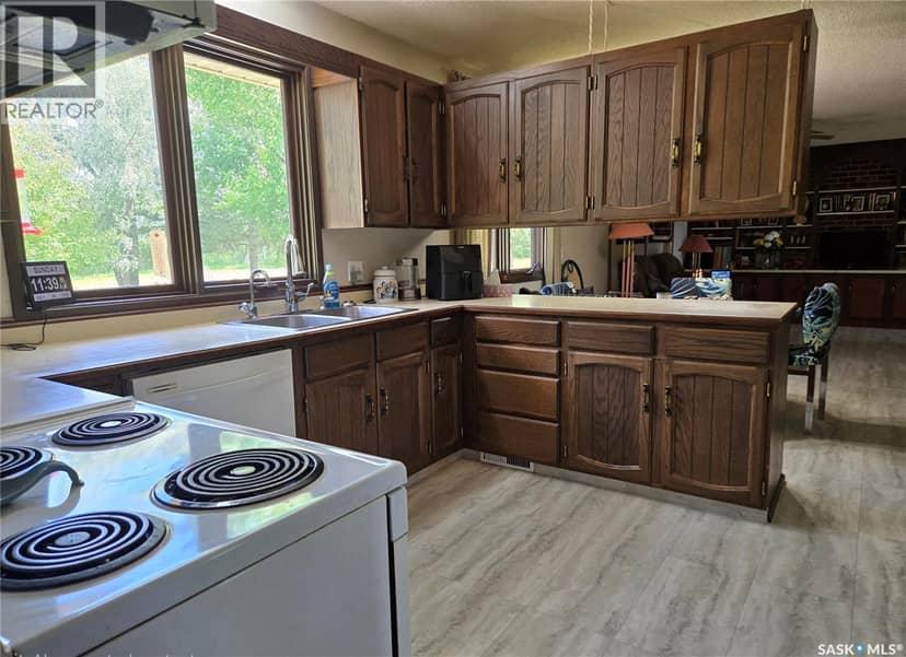 Smandych Acreage — photo 13 of 40