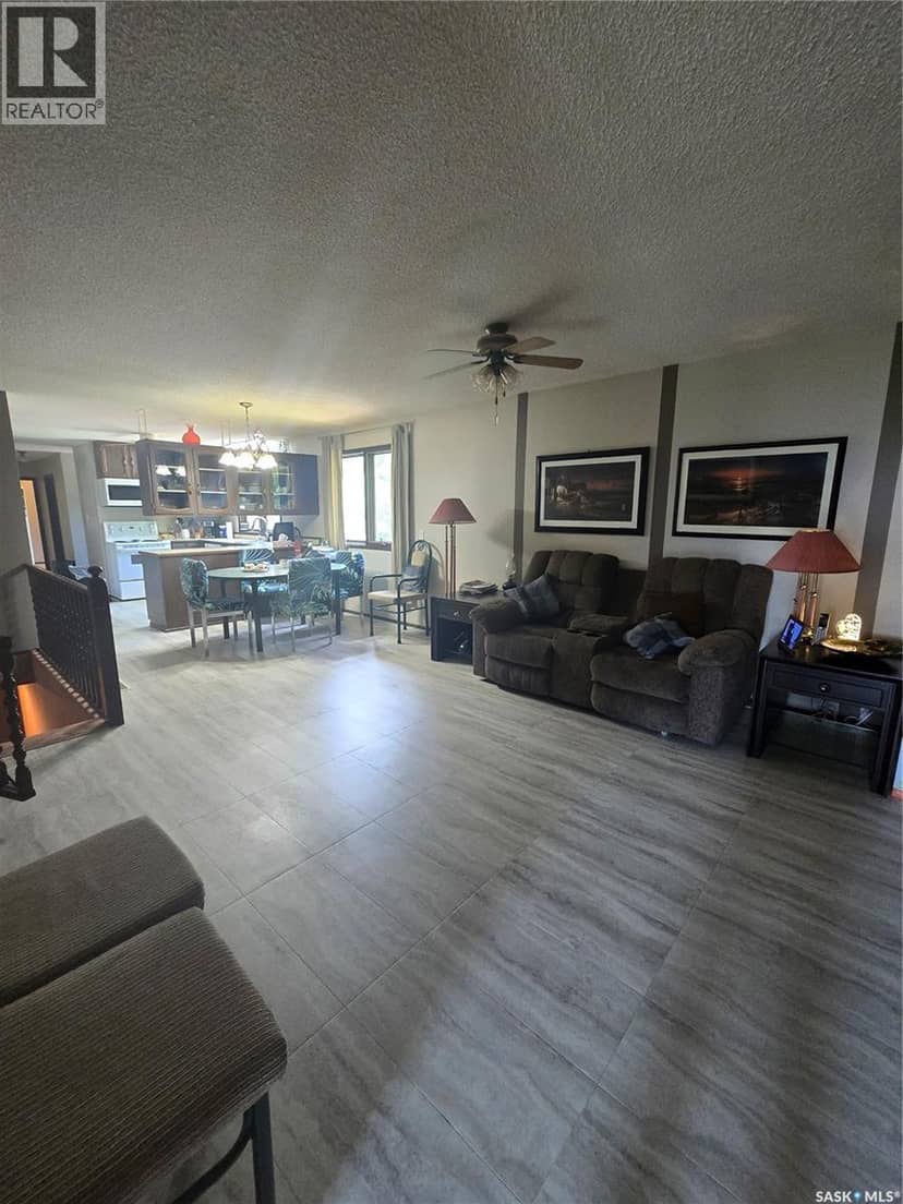 Smandych Acreage — photo 18 of 40