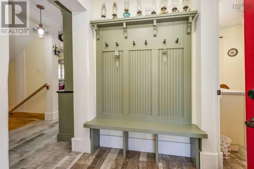 1013 Fall Brook Road — photo 6 of 40