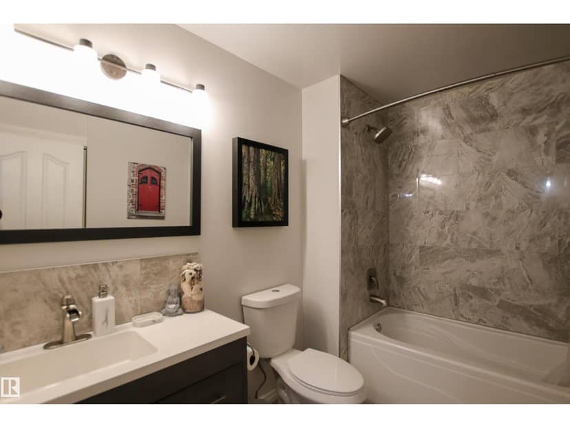 10D Twin Tc NW — photo 19 of 28