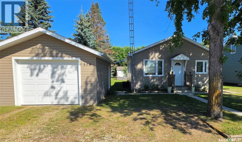 324 Laing STREET, Sturgis, photo 2