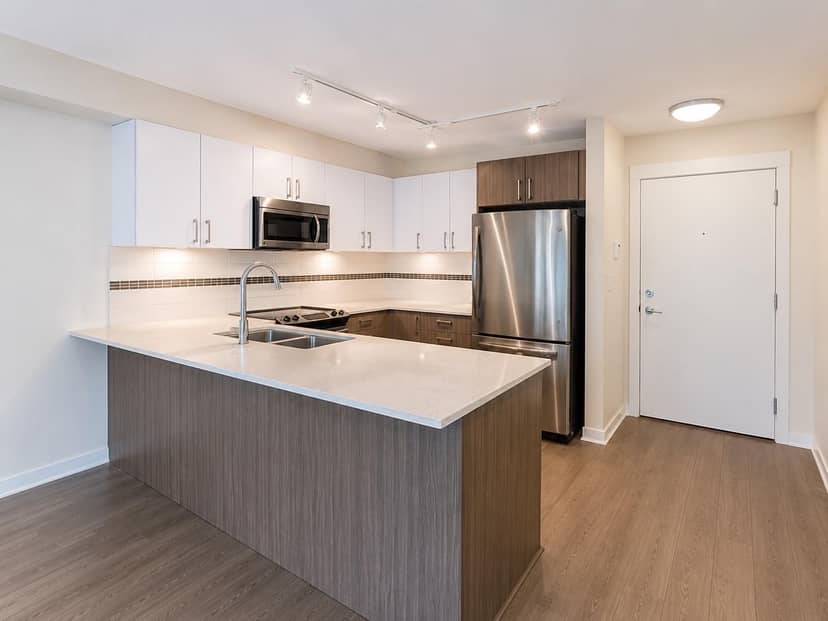308 8733 160 STREET, Surrey, photo 2