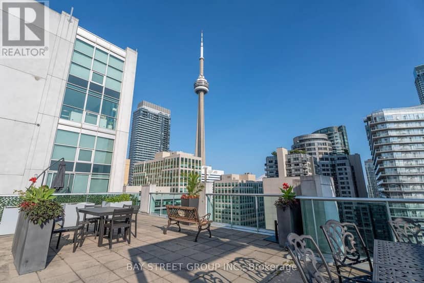 925 - 36 Blue Jays Way — photo 27 of 36