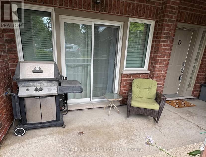 137 D Oldfield Street — photo 2 of 26