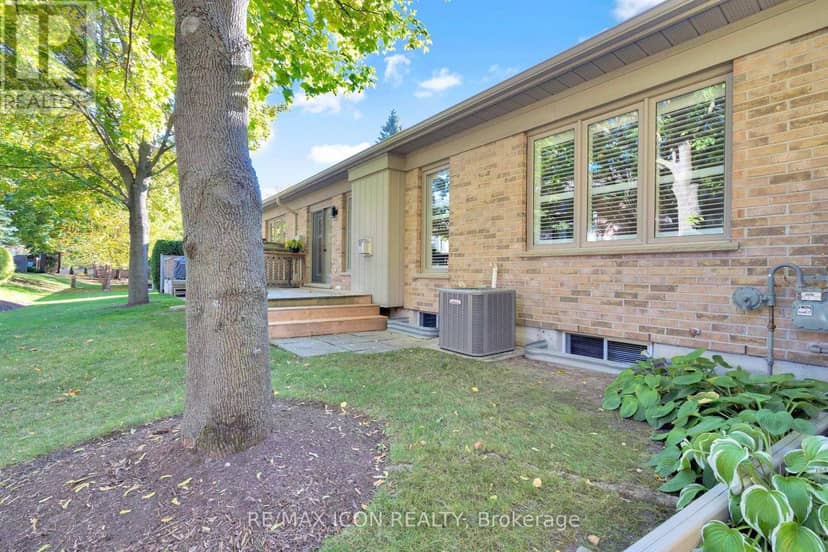 17 - 1151 Riverside Drive — photo 34 of 35