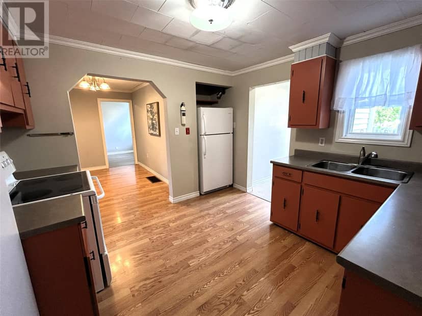 20 Sherwood Place — photo 12 of 35