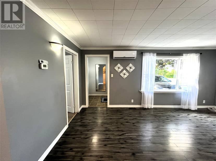 20 Sherwood Place — photo 7 of 35