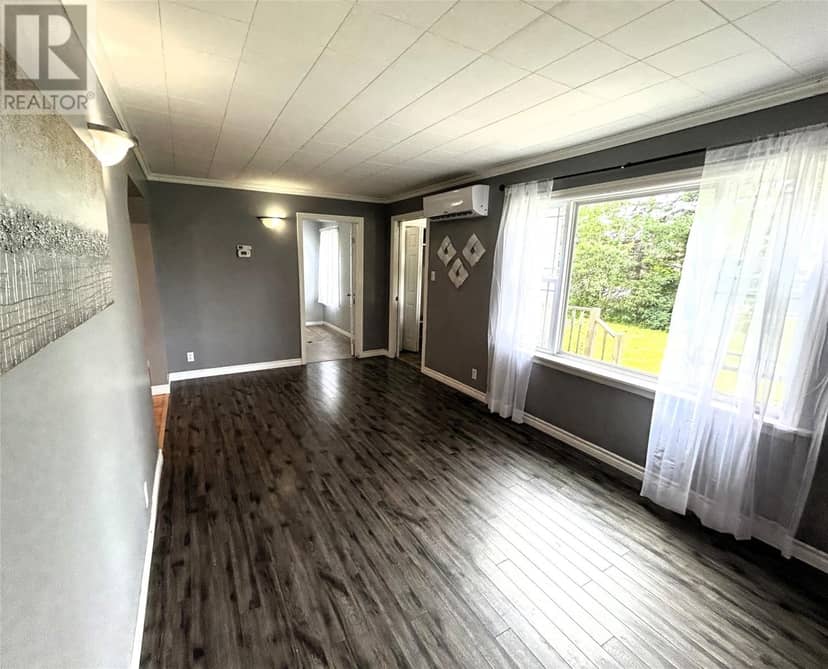 20 Sherwood Place — photo 8 of 35