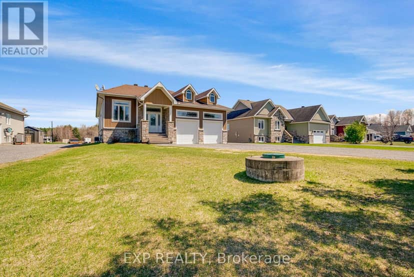 47 Beaver Lane — photo 1 of 37