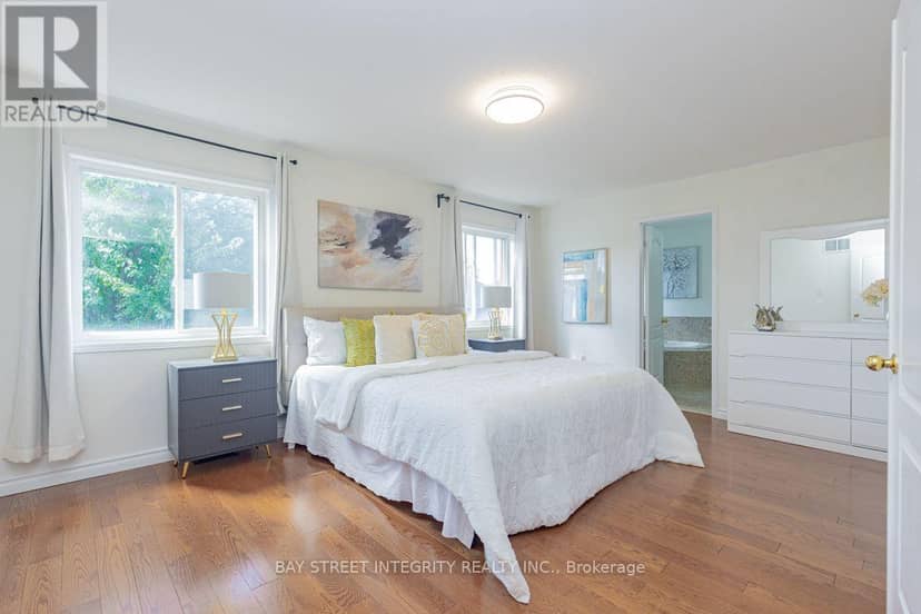 17 Weston Crescent — photo 18 of 32