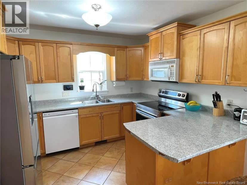 11 Wilson Road — photo 3 of 40