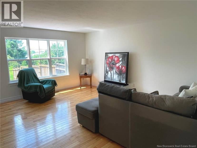 11 Wilson Road — photo 7 of 40