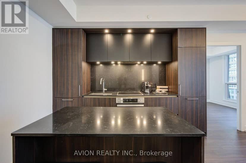 1605 - 15 Mercer Street — photo 8 of 27