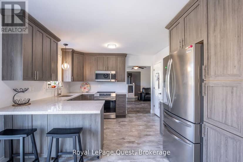 2070 Hawley Road — photo 11 of 40