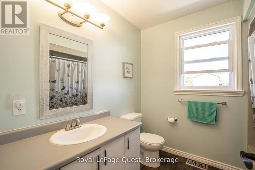 2070 Hawley Road — photo 22 of 40