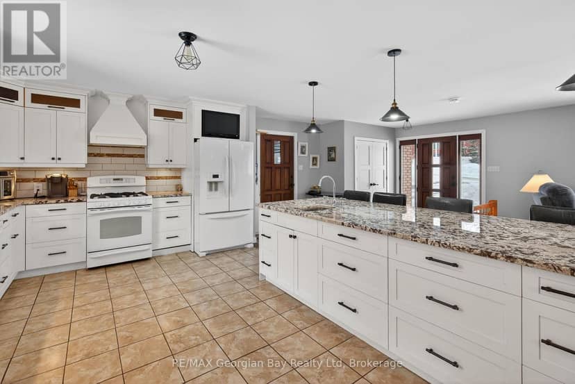 63 Lepage Drive — photo 10 of 35