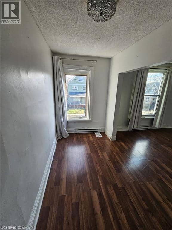219 AVONDALE Street — photo 14 of 25