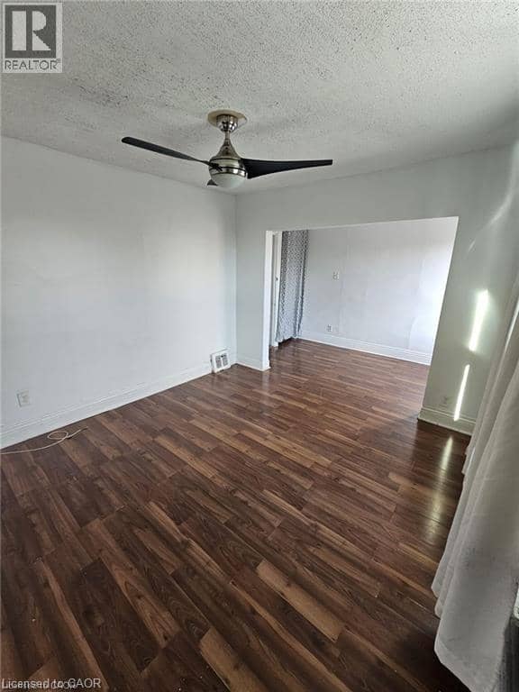 219 AVONDALE Street — photo 15 of 25