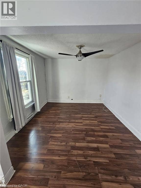 219 AVONDALE Street — photo 16 of 25
