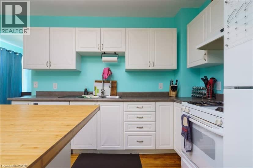 219 AVONDALE Street — photo 7 of 25