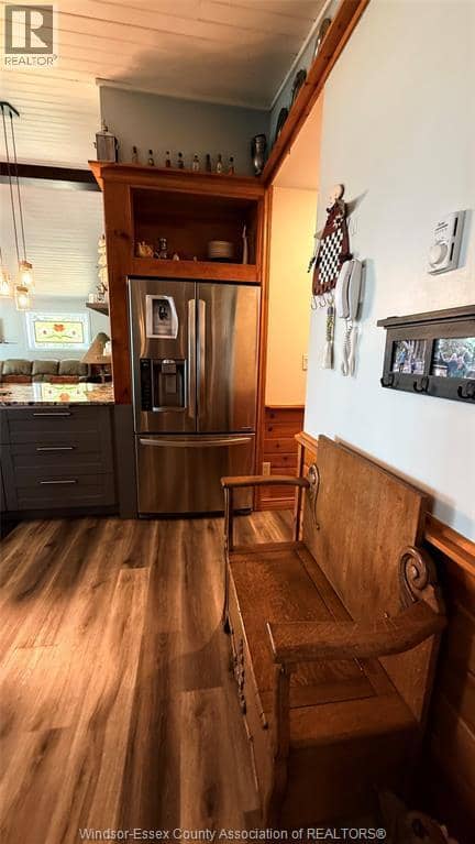 965 West Shore ROAD — photo 15 of 37