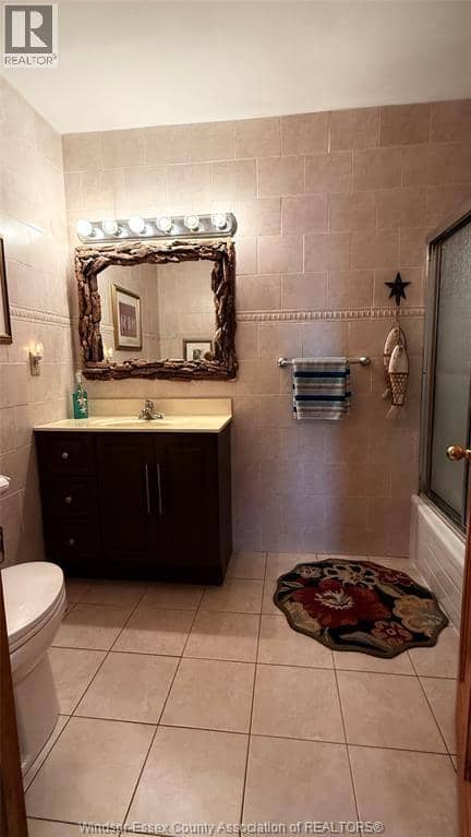 965 West Shore ROAD — photo 18 of 37