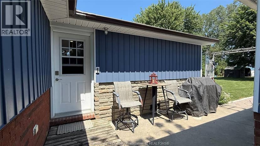 965 West Shore ROAD — photo 36 of 37