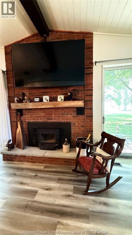 965 West Shore ROAD — photo 9 of 37