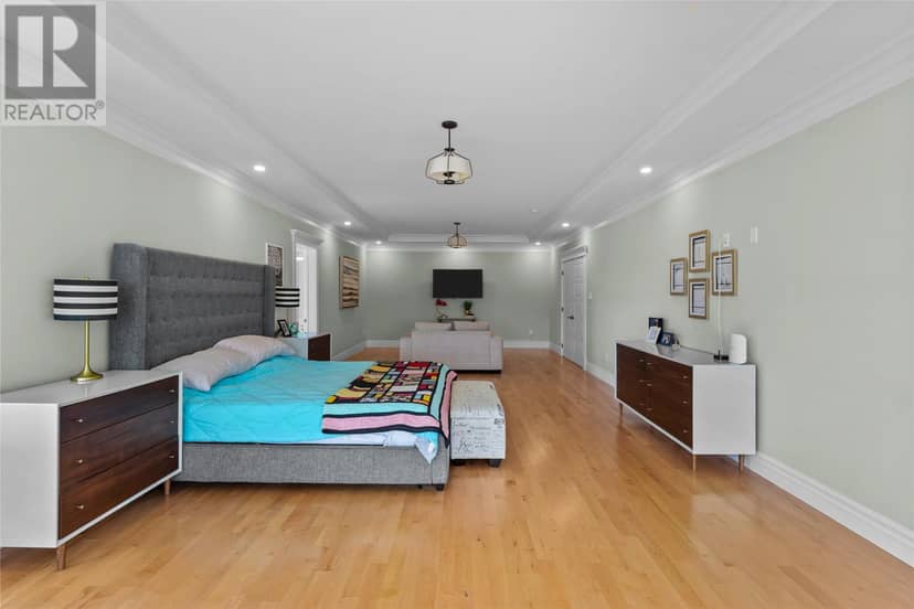11-14 Lismore Place — photo 31 of 40