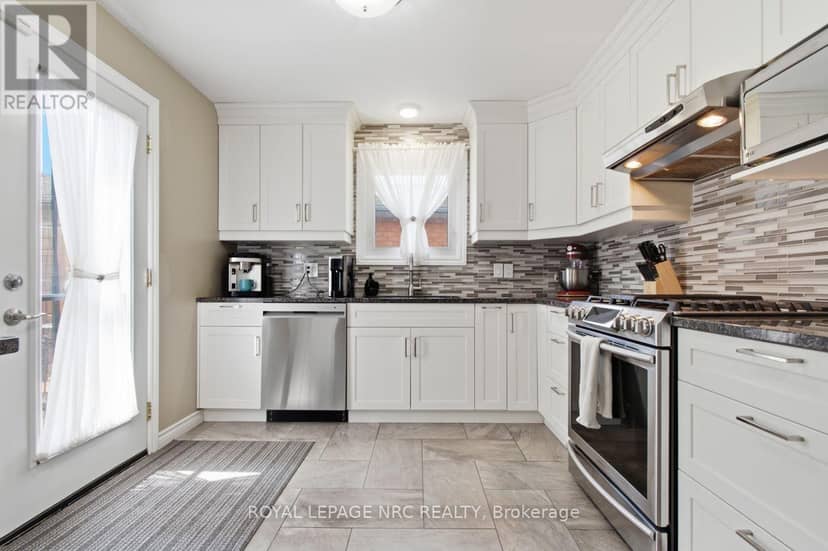 28 Rollins Drive — photo 10 of 40