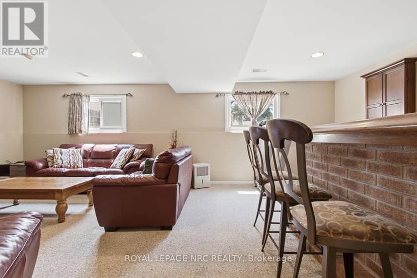 28 Rollins Drive — photo 23 of 40