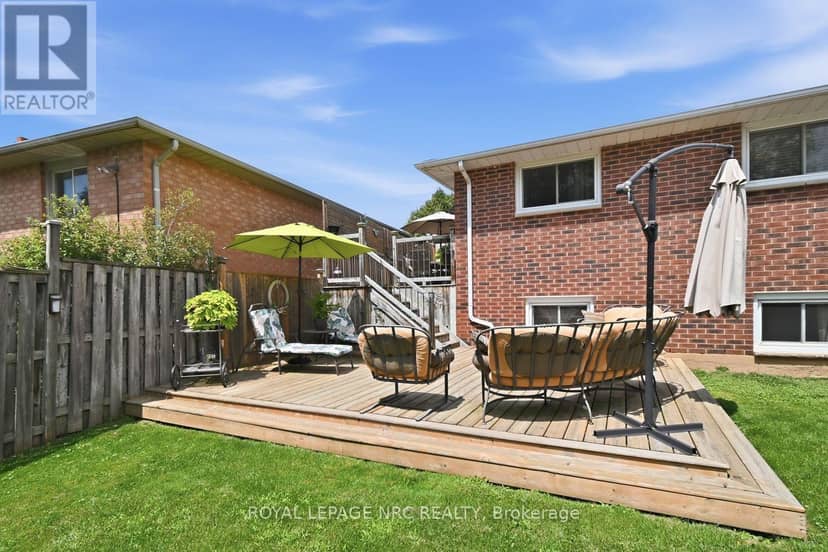28 Rollins Drive — photo 34 of 40