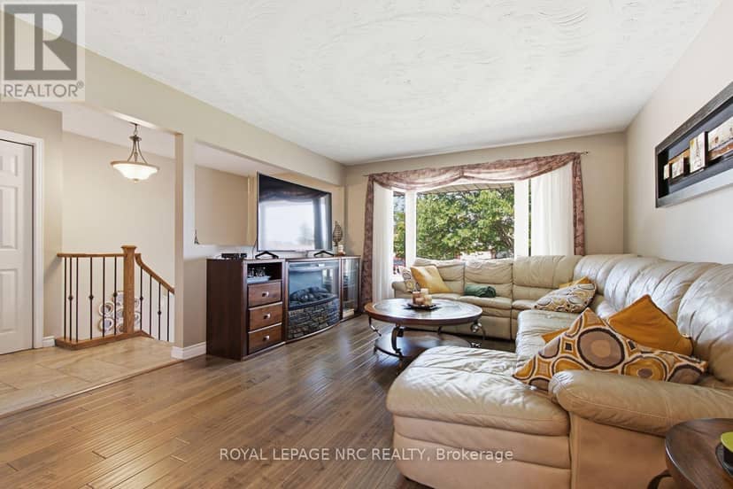 28 Rollins Drive — photo 6 of 40