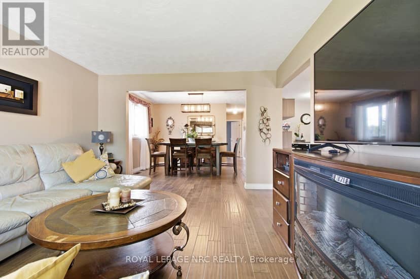 28 Rollins Drive — photo 7 of 40