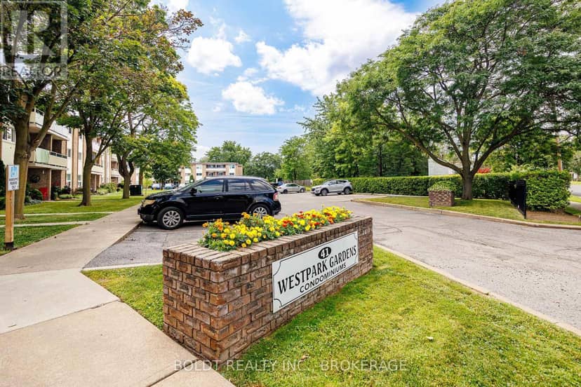 209 - 41 Rykert Street — photo 1 of 25