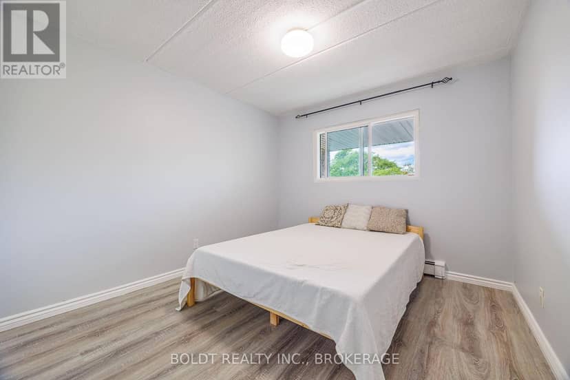 209 - 41 Rykert Street — photo 13 of 25