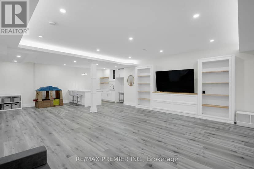 15 Peter Glass Road — photo 37 of 40