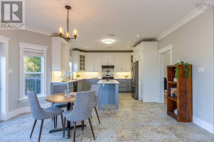 153 Ravines Drive — photo 18 of 40
